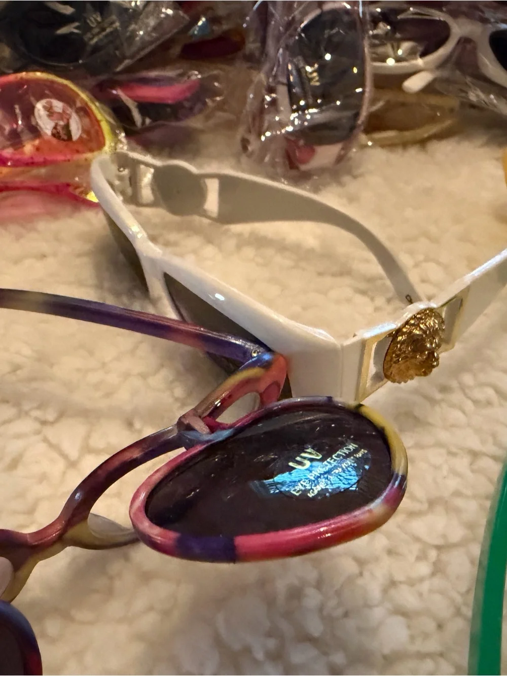 VINTAGE NEW OLD STOCK WHOLESALE LOT! Resell! Children’s Sunglasses 72601